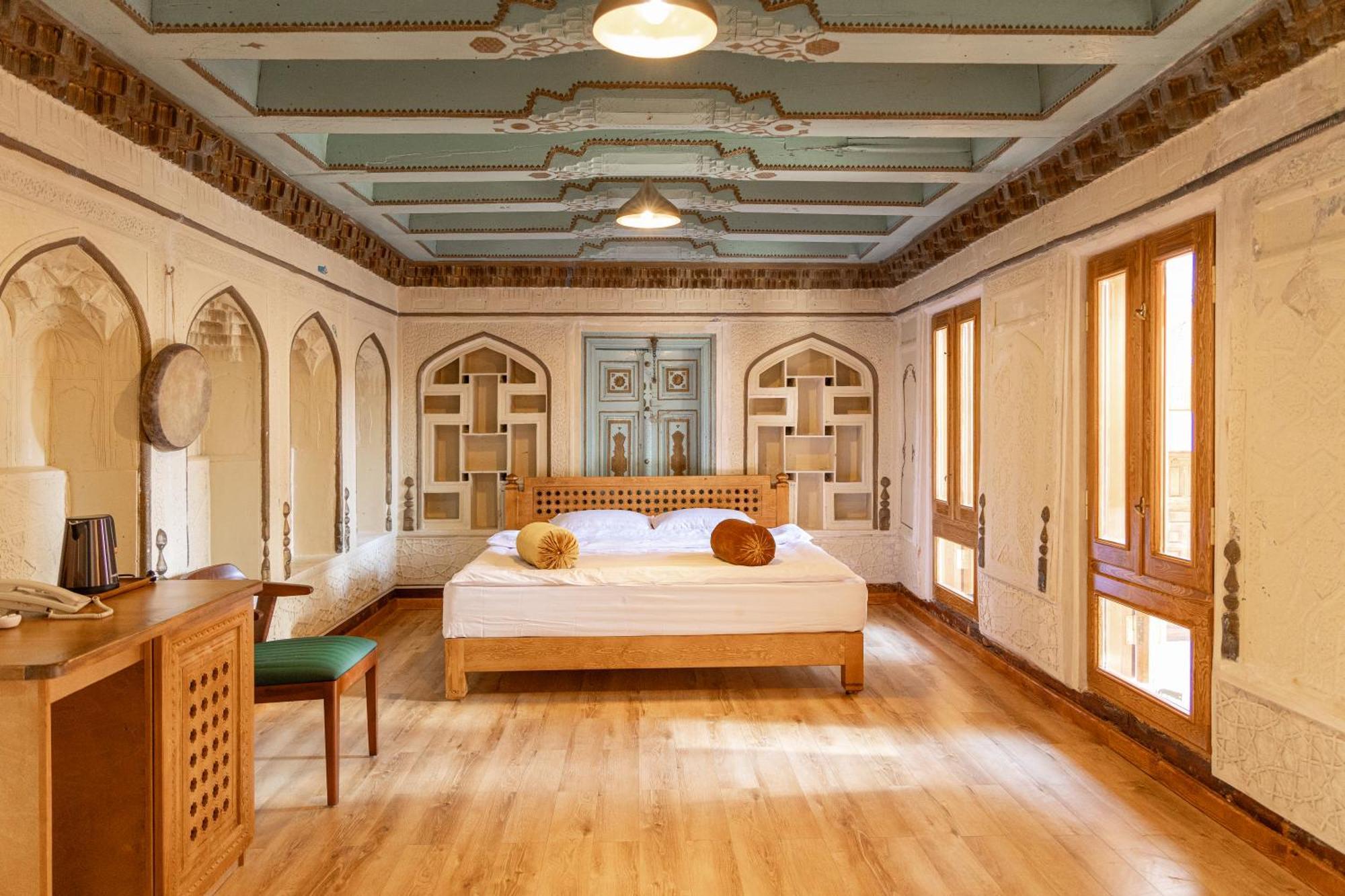 Duston Boutique XIX Century Rooms บูคารา ภายนอก รูปภาพ