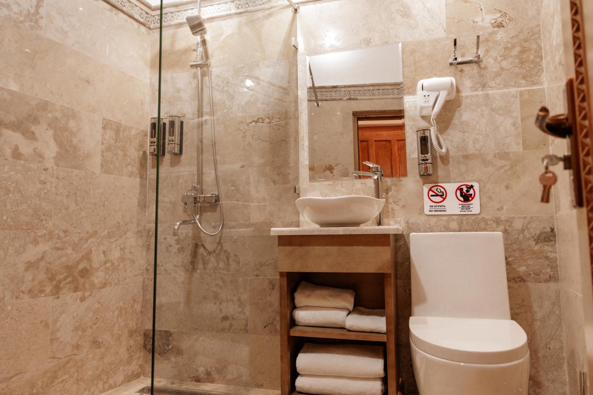 Duston Boutique XIX Century Rooms บูคารา ภายนอก รูปภาพ