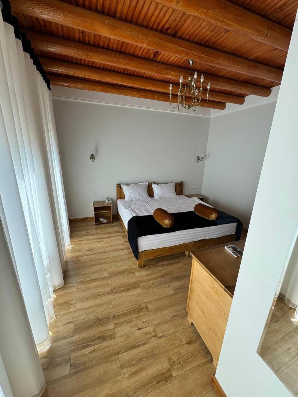 Duston Boutique XIX Century Rooms บูคารา ภายนอก รูปภาพ