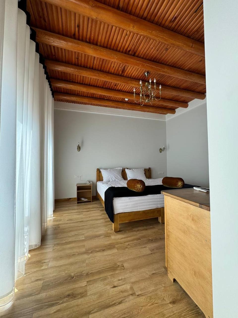 Duston Boutique XIX Century Rooms บูคารา ภายนอก รูปภาพ